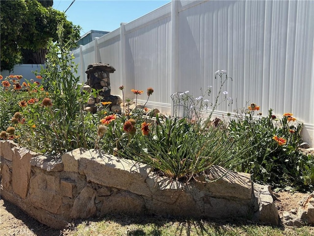 3670 Upper Terrace Dr, Riverside, CA 92505 - view of property exterior with fence