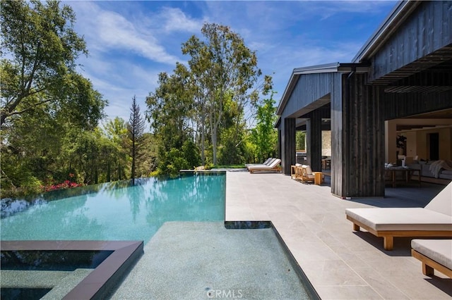 24341 Rolling View Rd, Hidden Hills, CA 91302 - photo 39