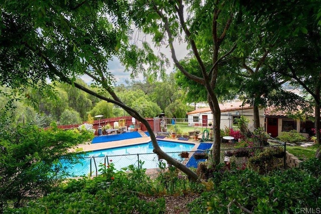 4210 Black Mountain Rd, La Mesa, CA 91941 - view of community pool