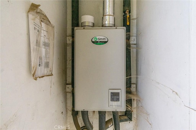 7040 Kenyon Ave, Hesperia, CA 92345 - utilities featuring tankless water heater