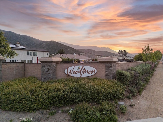 20536 Black Walnut Ct, Wildomar, CA 92595 - community / neighborhood sign with a mountain view