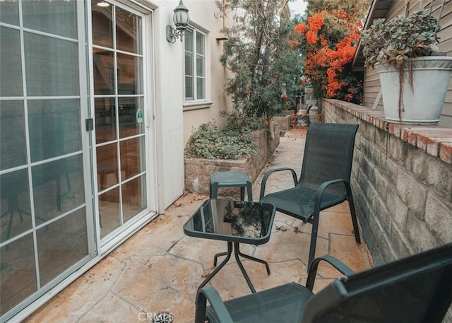 1153 San Rafael Ave Unit 105, Glendale, CA 91202 - balcony featuring a patio