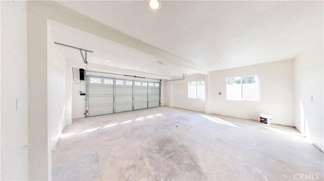 19201 Barrett Ln, North Tustin, CA 92705 - view of garage