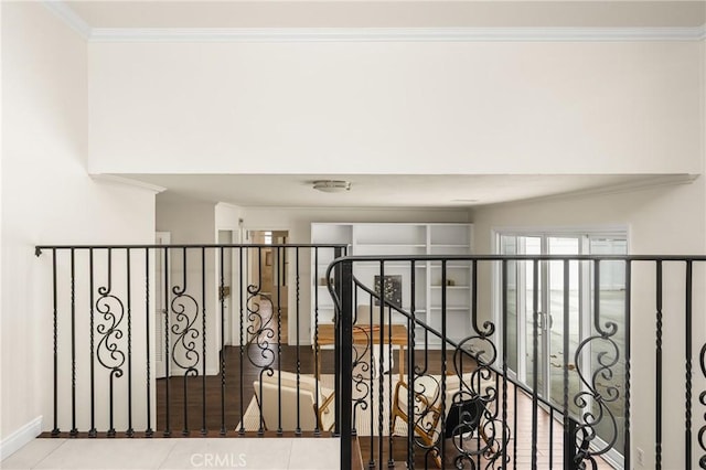 19201 Barrett Ln, North Tustin, CA 92705 - detailed view of ornamental molding and baseboards