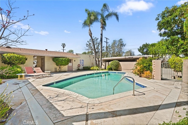 10240 Camarillo St Unit 204, Toluca Lake, CA 91602 - view of pool with a patio area and a fenced in pool