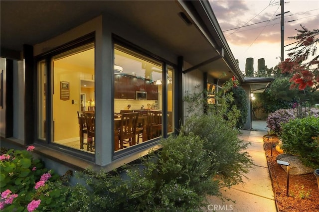 1460 E Glenoaks Blvd, Glendale, CA 91206 - view of property exterior