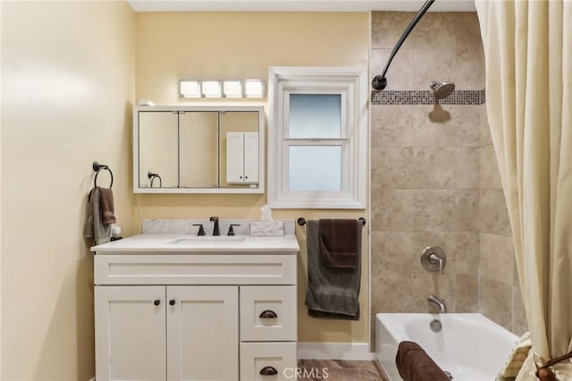 1460 E Glenoaks Blvd, Glendale, CA 91206 - full bathroom with shower / bath combo and vanity