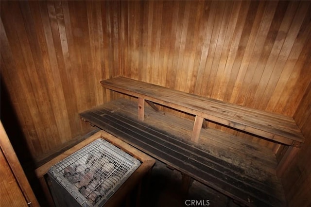 view of sauna / steam room