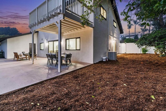 475 Parkwood Ln, Encinitas, CA 92024 - back of house featuring stucco siding, a patio area, and a pergola