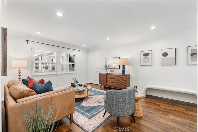 3614 Kalsman Dr Unit 1, Los Angeles, CA 90016 - living area featuring crown molding, wood finished floors, baseboards, and recessed lighting