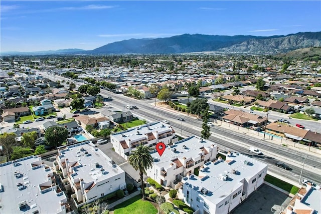bird's eye view featuring a mountain view and a residential view
