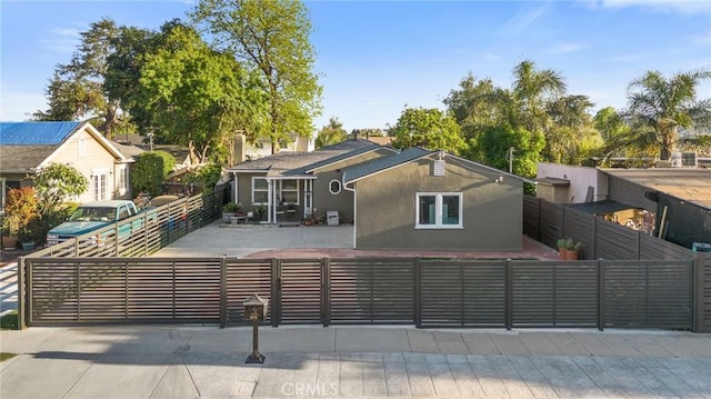 608 Stonehurst Dr, Altadena, CA 91001 - photo 1