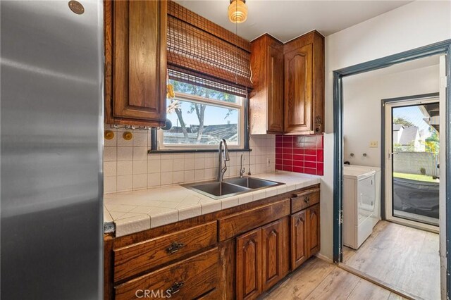 608 Stonehurst Dr, Altadena, CA 91001 - photo 17
