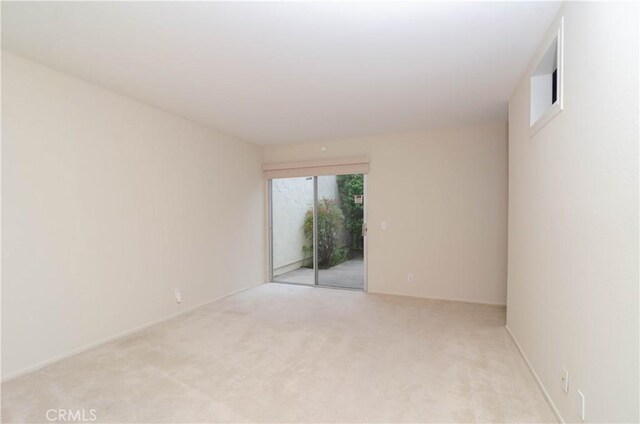 empty room featuring carpet