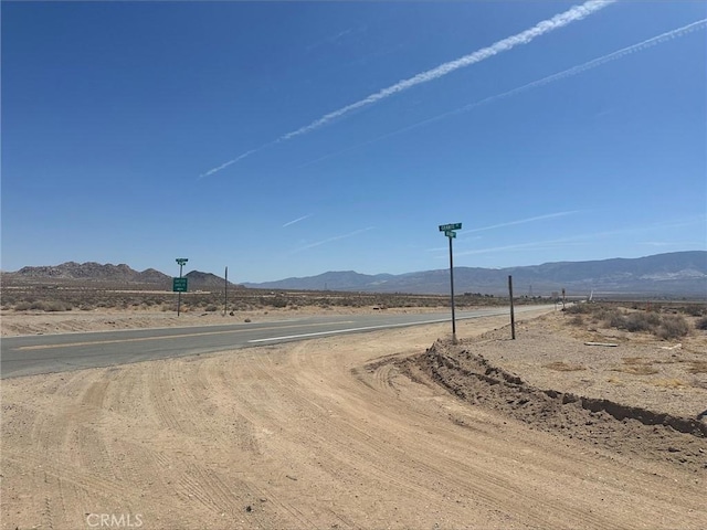 13876 Harrod Rd, Lucerne Valley, CA 92356 - photo 5