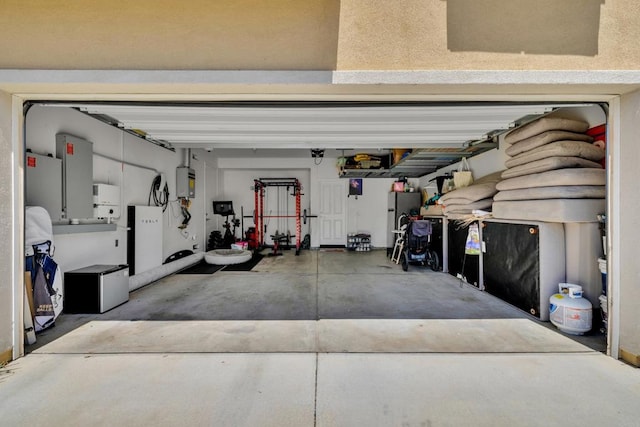 1132 Cherry Tree Ln, Vista, CA 92084 - view of garage