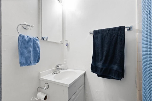 300 W Tujunga Ave, Burbank, CA 91502 - bathroom with vanity