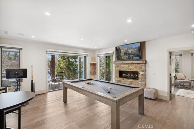 496 N State Highway 173, Lake Arrowhead, CA 92352 - rec room featuring billiards, light wood-type flooring, a fireplace, and recessed lighting