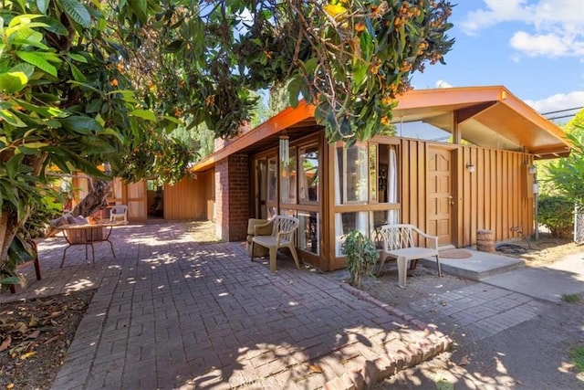 1768 Wright St, Pomona, CA 91766 - view of patio