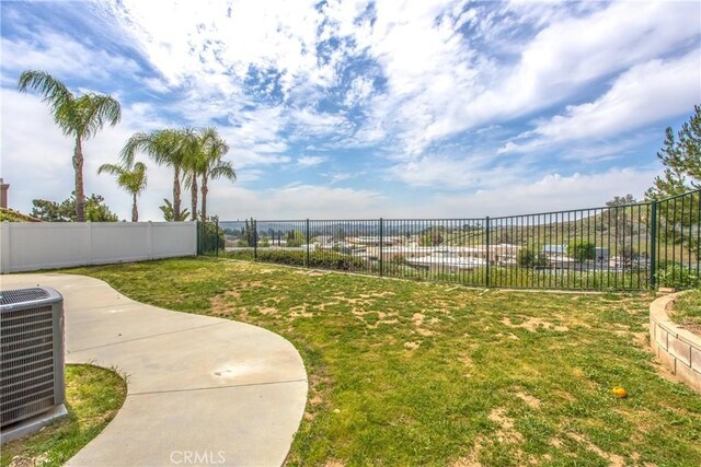 11834 Greenbluff Way, Yucaipa, CA 92399 - view of yard