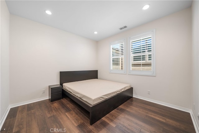 120 Halo, Irvine, CA 92618 - bedroom with baseboards, wood finished floors, and recessed lighting