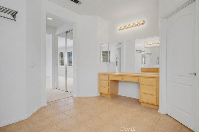 28514 High Ridge Dr, Saugus, CA 91390 - bathroom featuring visible vents, baseboards, vanity, and tile patterned floors
