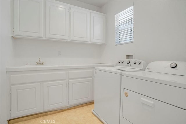 28514 High Ridge Dr, Saugus, CA 91390 - clothes washing area with cabinet space, independent washer and dryer, and a sink