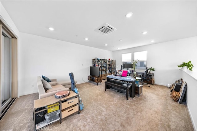 interior space with recessed lighting, visible vents, and baseboards