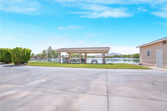 37176 Rozanne Dr, Newberry Springs, CA 92365 - photo 8
