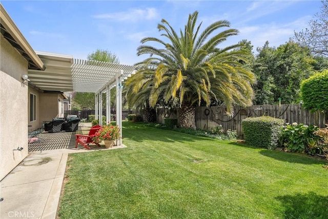 2327 Via Calle Ct, Durham, CA 95938 - view of yard featuring a pergola, a patio area, and a fenced backyard