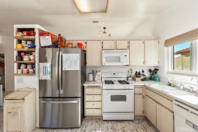 10840 Gates St, Adelanto, CA 92301 - photo 16