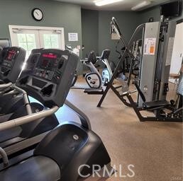 883 Riviera Ave, Banning, CA 92220 - workout area with carpet