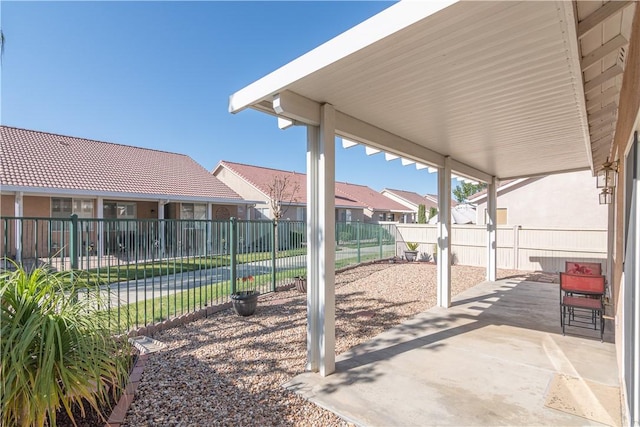 750 Diamante, San Jacinto, CA 92583 - fenced backyard featuring a patio