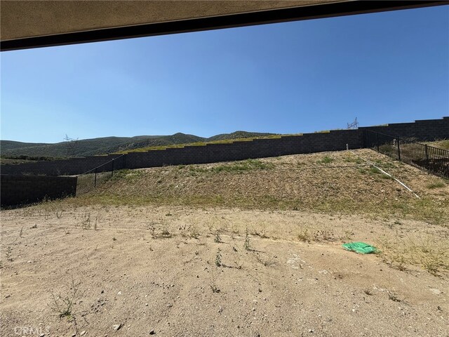 15994 Conservatory Dr, Fontana, CA 92336 - photo 14