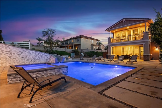 16550 Catalonia Dr, Riverside, CA 92504 - view of swimming pool with an in-ground hot tub, a fenced backyard, and a patio