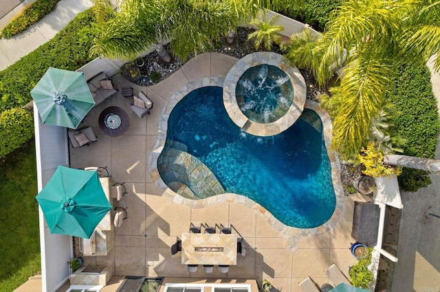 1024 Cottage Way, Encinitas, CA 92024 - bird's eye view of a pool area