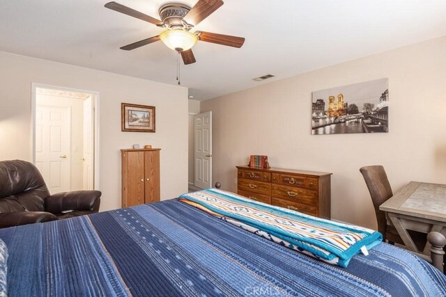 11530 Oak St, Apple Valley, CA 92308 - bedroom featuring a ceiling fan