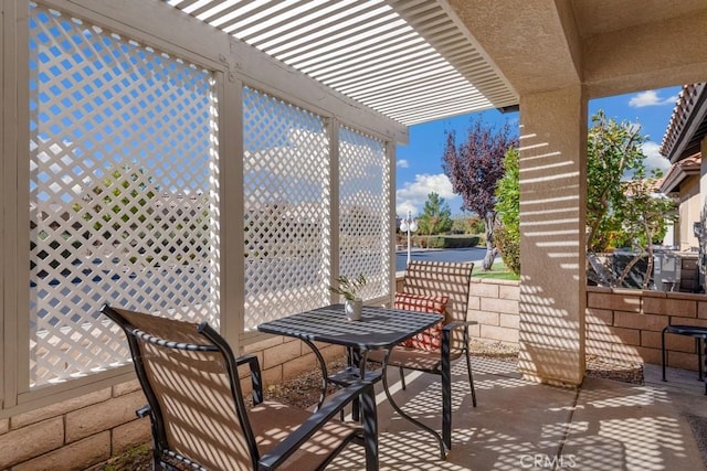11530 Oak St, Apple Valley, CA 92308 - view of patio / terrace