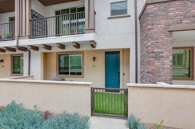 1771 Laurelwood Way, Oceanside, CA 92056 - property entrance with stucco siding