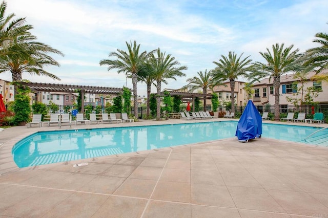 1771 Laurelwood Way, Oceanside, CA 92056 - community pool with a patio and a pergola