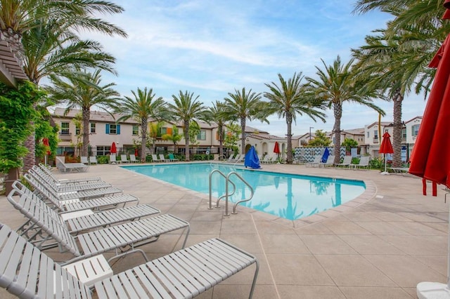 1771 Laurelwood Way, Oceanside, CA 92056 - community pool with a patio and a residential view