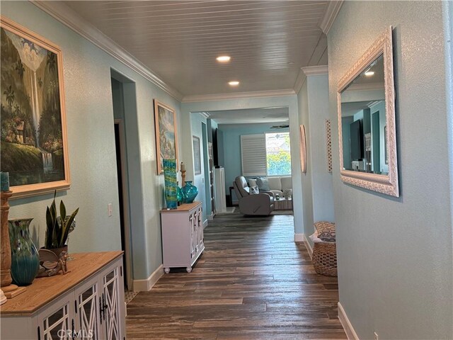 25279 Spur Branch Pl, Menifee, CA 92584 - corridor with crown molding, dark wood-style floors, baseboards, recessed lighting, and a textured wall