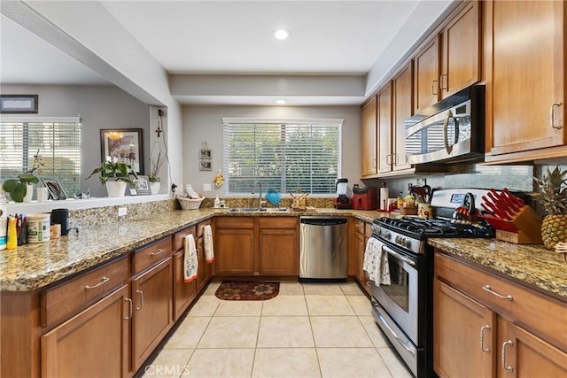 23919 Brescia Dr, Valencia, CA 91354 - photo 5