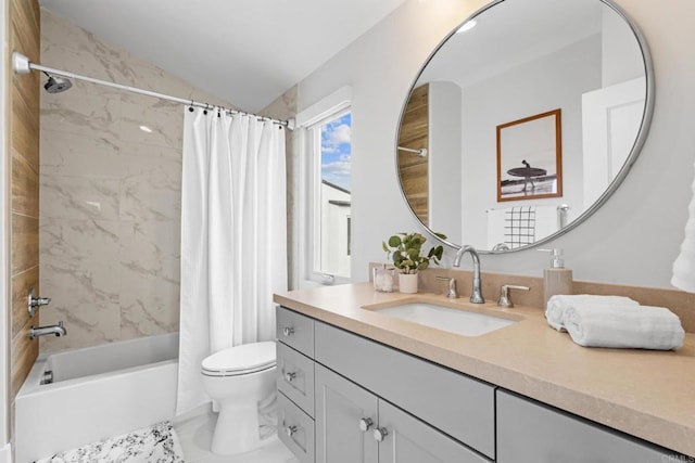bathroom with toilet, shower / bathtub combination with curtain, vanity, and lofted ceiling