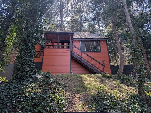 23747 Bowl Rd, Crestline, CA 92325 - back of property featuring stairs and fence