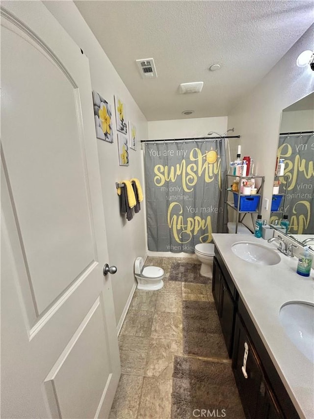 6974 Canterra Way, Fontana, CA 92336 - full bath featuring a textured ceiling, double vanity, and curtained shower
