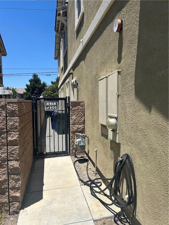 6974 Canterra Way, Fontana, CA 92336 - view of gate