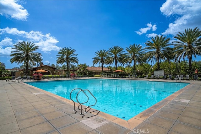 63 Poncho, Irvine, CA 92602 - community pool with a patio area