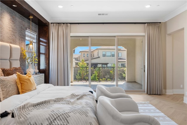 bedroom with recessed lighting, access to outside, multiple windows, and visible vents