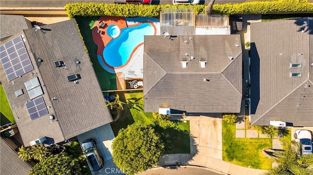 450 Anchor Way, Carlsbad, CA 92008 - bird's eye view of a pool area